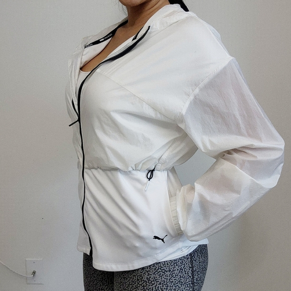 NEW Puma Train Rain Jacket, S, White - Picture 3 of 14